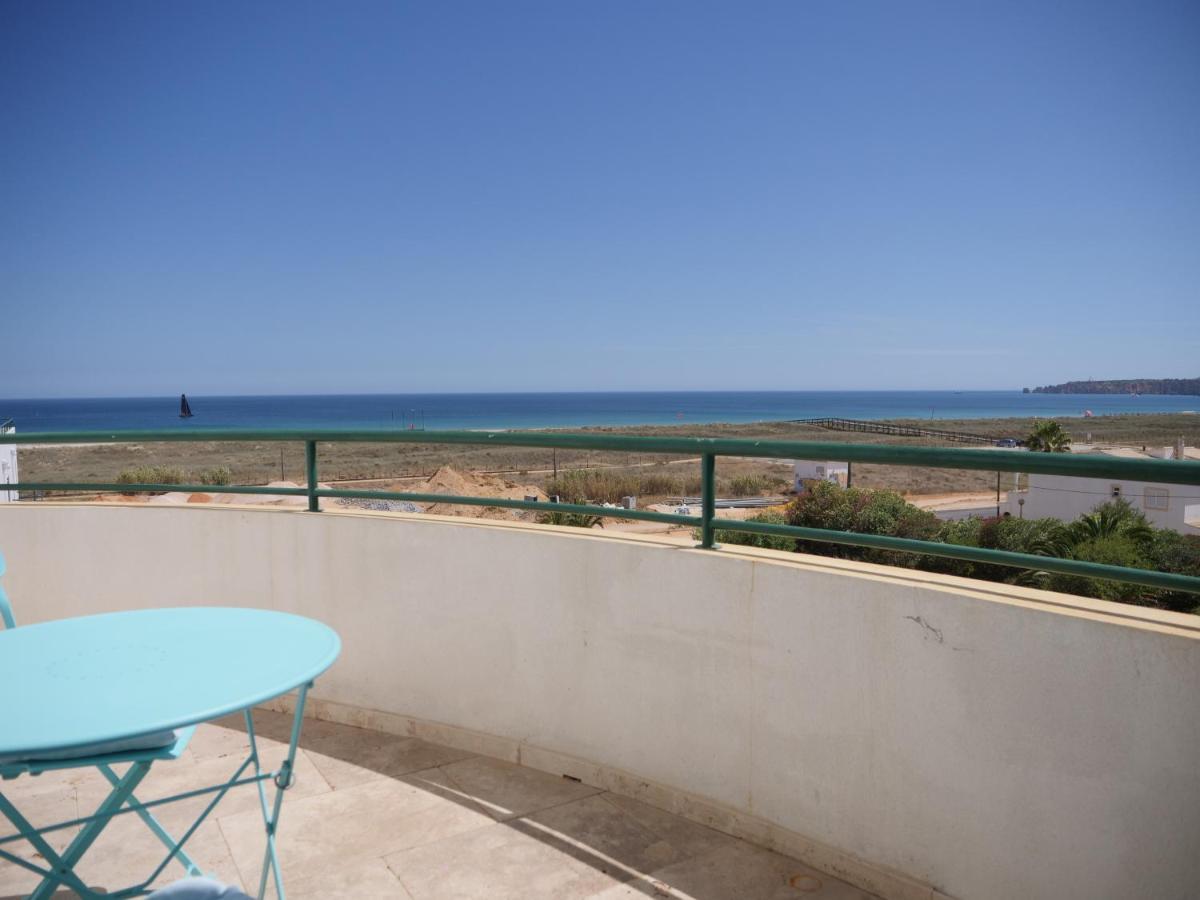 Cozy Apartment With Sea View Over Meia Praia Lagos Exterior photo