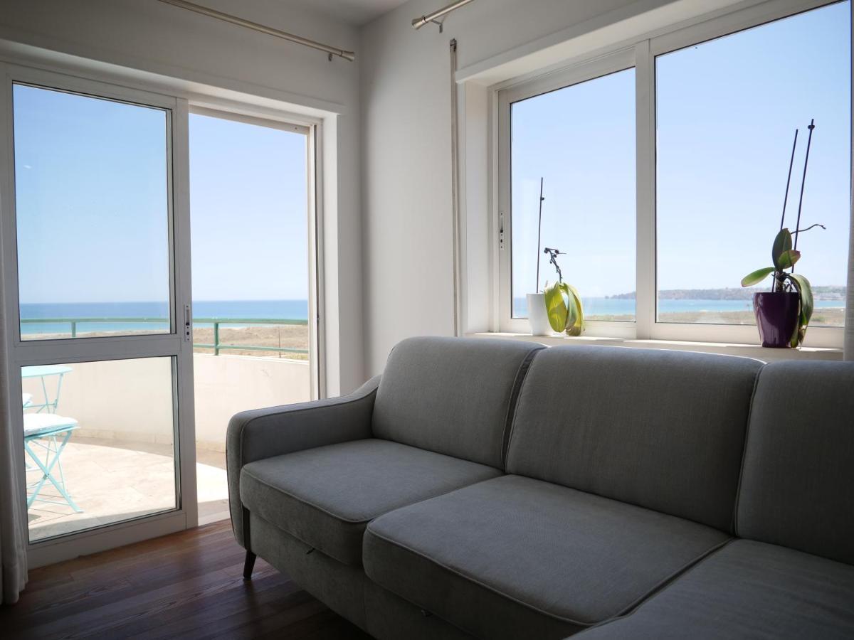 Cozy Apartment With Sea View Over Meia Praia Lagos Exterior photo